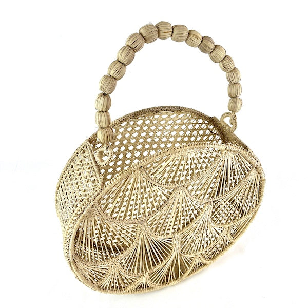 Bolso iraca conchas